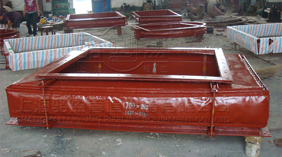 矩形织物套筒补偿器